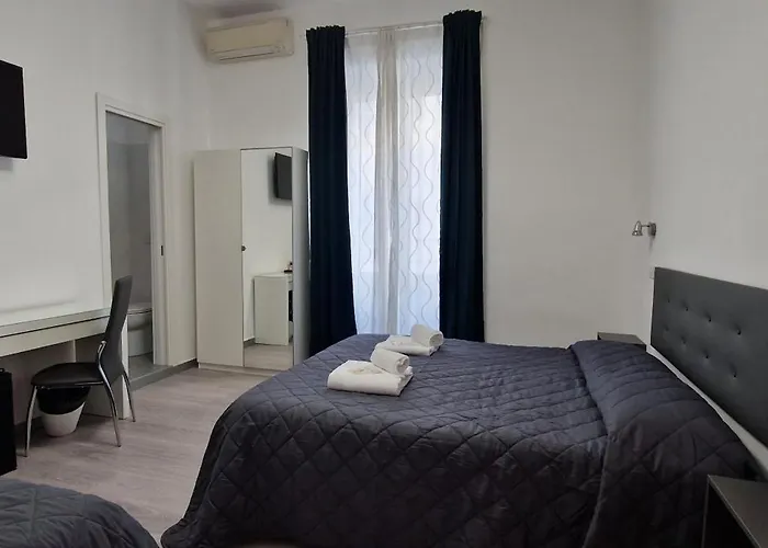 Piumith Oda ve Kahvaltı 3*