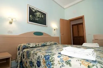 Oda ve Kahvaltı Piumith Roma